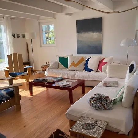 Casa vacanze Maison Recente Decoree Avec Gout, A 1000m De La Plage, Jardin, 4 Chambres, Proche De La - Fr-1-418-255 Locmaria